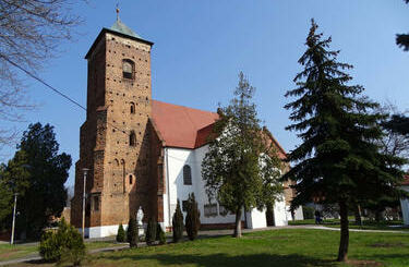 Kości&oacute;ł pw. Podwyższenia Krzyża Świętego w Sośnicy