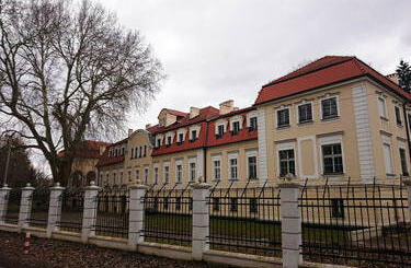  Pałac w Sadowicach
