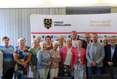 Zdjęcie do Powołanie Rady Senior&oacute;w Powiatu Wrocławskiego