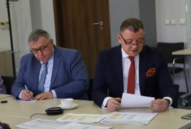 Zdjęcie do Pracowity Dzień w Starostwie - posiedzenie Sztabu Kryzysowego oraz Konwentu...