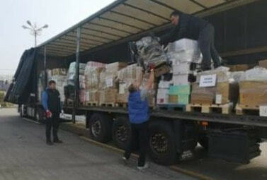 Zdjęcie do Kolejny transport dar&oacute;w dotarł do Ukrainy
