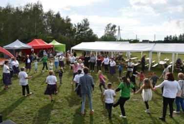 Zdjęcie do POWIATOWY PIKNIK POKOLENIOWY &bdquo;POZNAJMY SIĘ&rdquo;