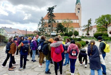 Zdjęcie do Blisko też jest pięknie. Wycieczka laureat&oacute;w IV Konkursu Wiedzy...