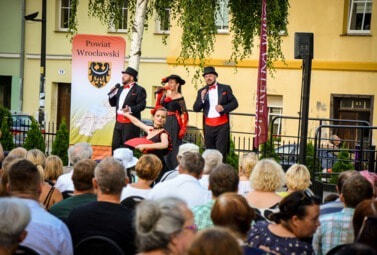 Zdjęcie do Operetka Wrocławska w Godzieszowej i Sob&oacute;tce