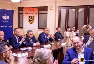 Zdjęcie do Konferencja naukowa &bdquo;Gminy i powiaty w systemie bezpieczeństwa&rdquo;