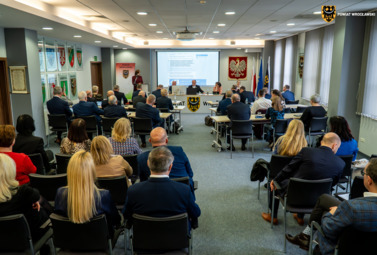 Zdjęcie do XXXV Sesja Rady Powiatu Wrocławskiego