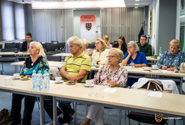 Zdjęcie do Nab&oacute;r kandydat&oacute;w do Rady Senior&oacute;w Powiatu Wrocławskiego