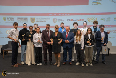 Zdjęcie do Nagrody sportowe Zarządu Powiatu Wrocławskiego rozdane!
