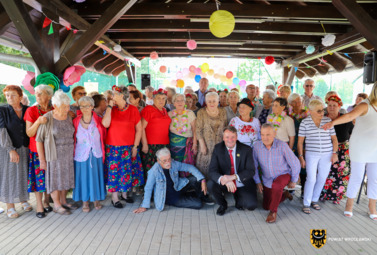 Zdjęcie do Seniorzy pożegnali lato w Kątach Wrocławskich