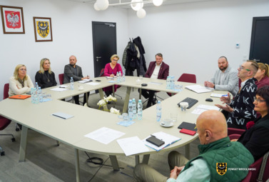 Zdjęcie do SPOTKANIE Z DYREKTORAMI JEDNOSTEK OŚWIATOWYCH