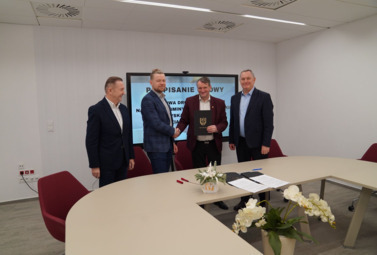 Zdjęcie do Powiat Wrocławski nie zwalnia tempa. Trzy nowe projekty drogowe dla...