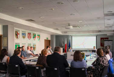 Zdjęcie do Kierunek: rowery. Samorządowcy pracują nad sp&oacute;jną siecią szlak&oacute;w...