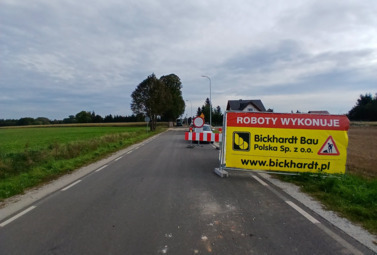 Zdjęcie do Rozbudowa drogi powiatowej w Tokarach. Prace idą pełną parą!