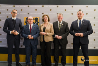 Zdjęcie do Nowy członek Zarządu Powiatu i ważne uchwały. Za nami XXII Sesja...